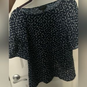 Banana Republic Navy and white print top